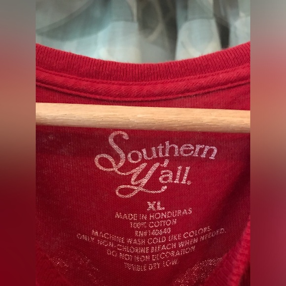 Southern Y’all XL red “Have Yourself A Southern Little Christmas” tee - glam!! - Picture 3 of 4